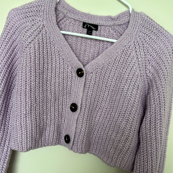 Super Cute Cropped Lilac Sweater - Picture 2 of 6